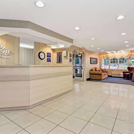 Microtel Inn & Suites By Wyndham Florence/Cincinnati Airpo Exterior foto