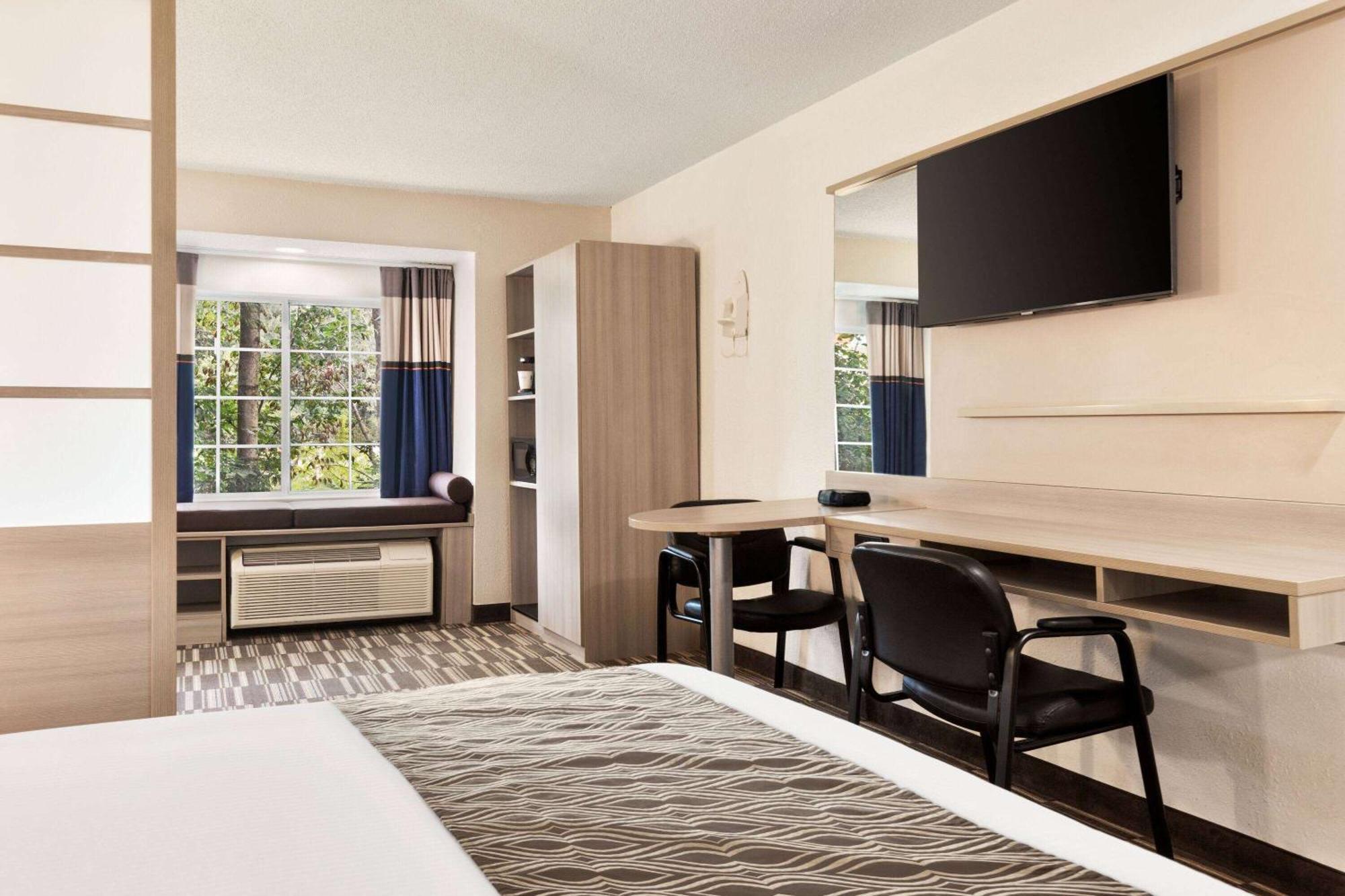 Microtel Inn & Suites By Wyndham Florence/Cincinnati Airpo Exterior foto