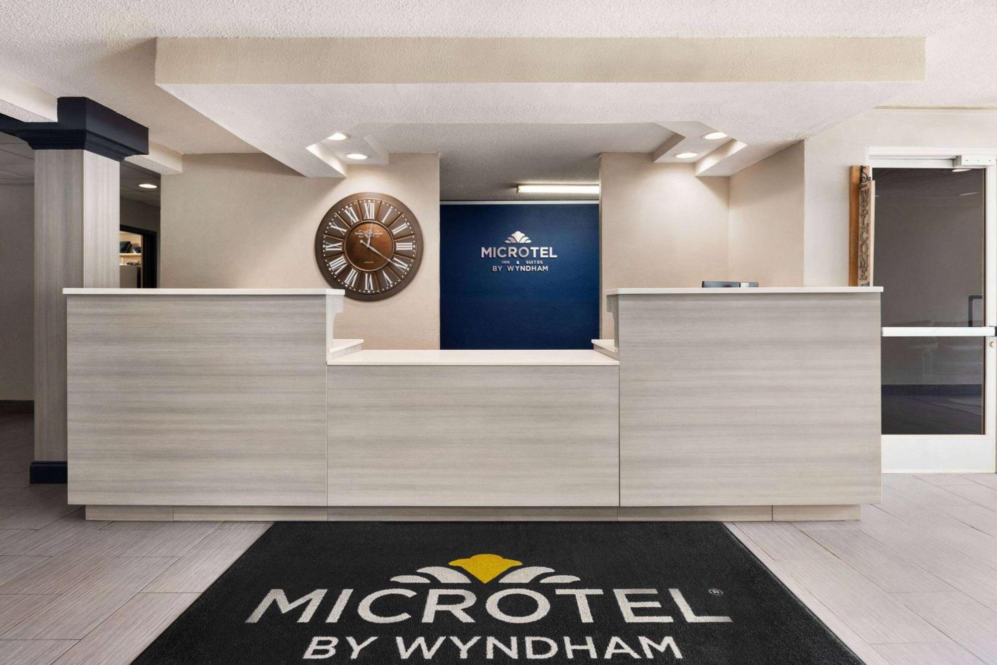 Microtel Inn & Suites By Wyndham Florence/Cincinnati Airpo Exterior foto